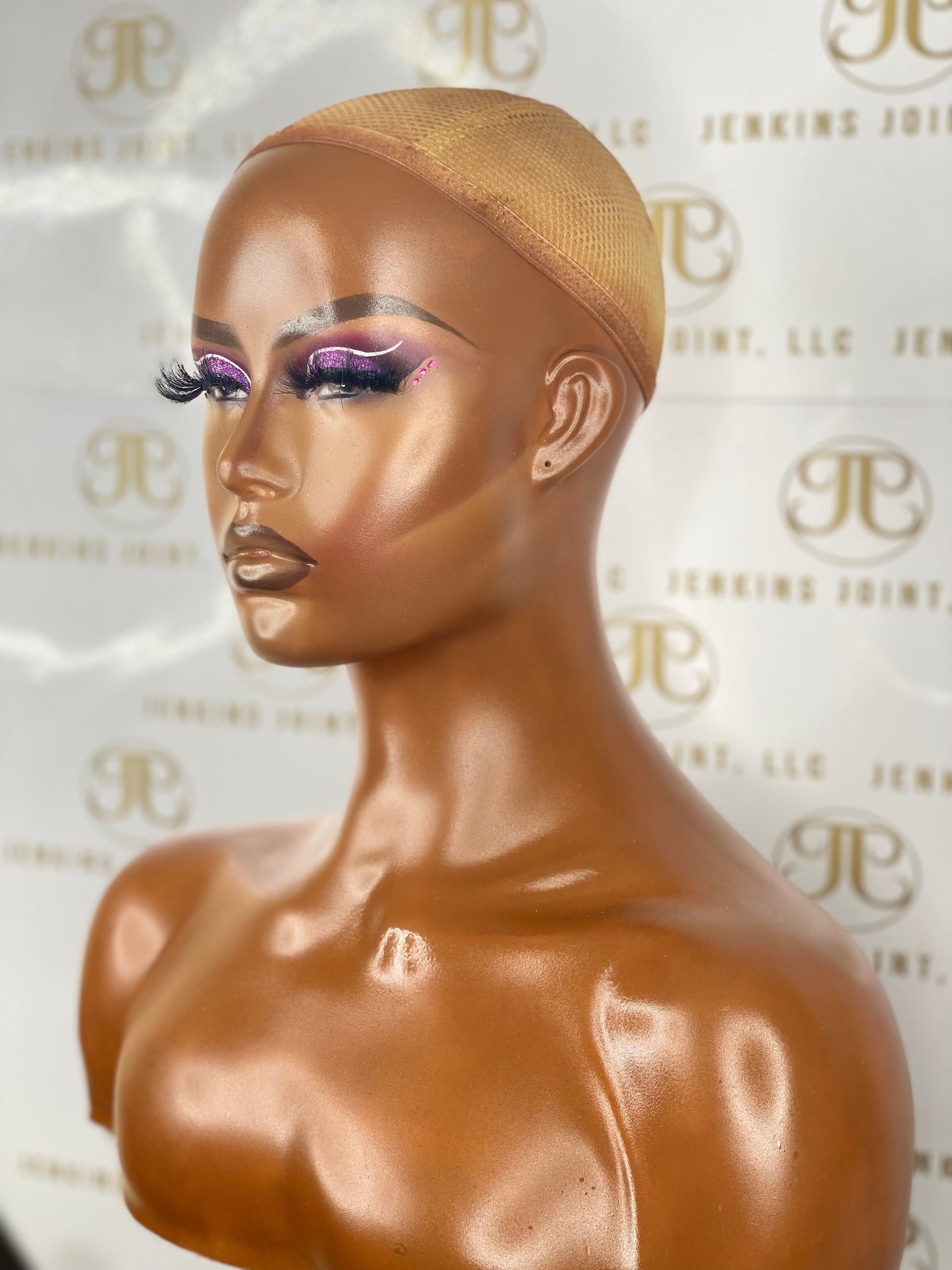 LAVENDER MANNEQUIN JOINT